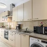 Apartment Casa Aurora 4 *