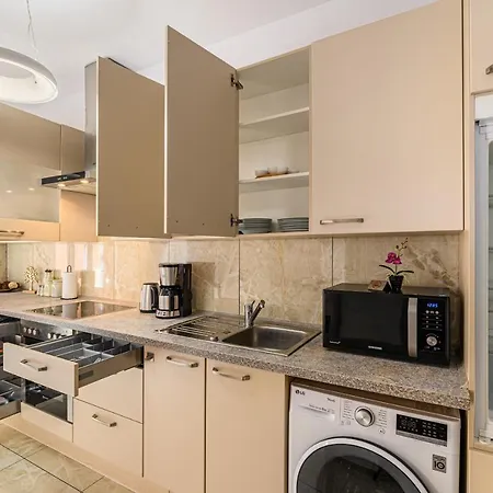Апартаменты Casa Aurora 4 *